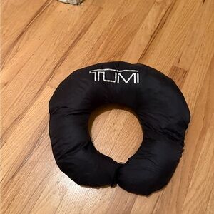 TUMI Black Packable Puffer Jacket into Travel Pillow